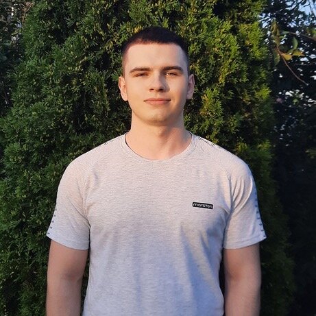 Денис Потапов