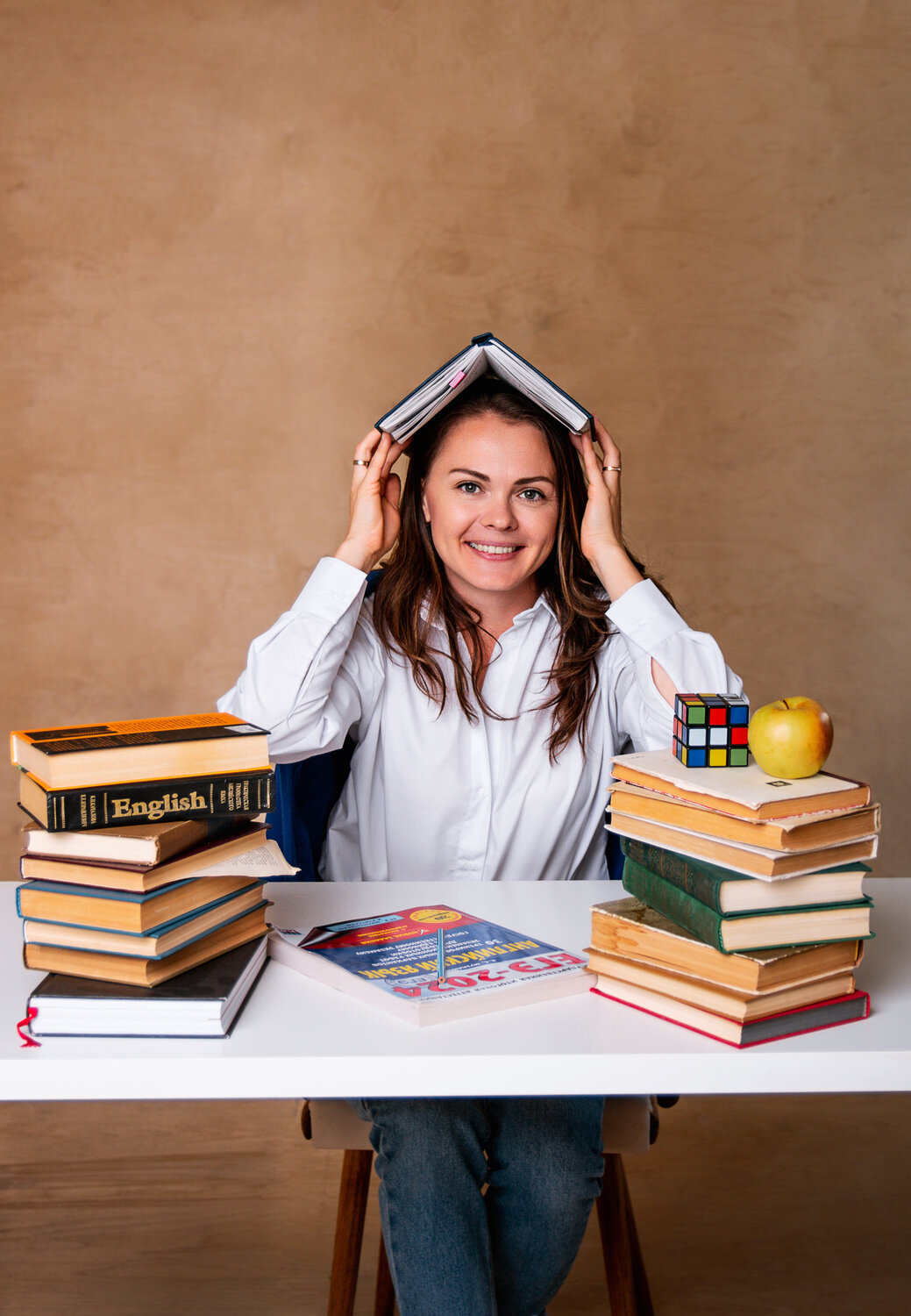 обучение, девушка, женщина, фотосессия с книгами, для студентов