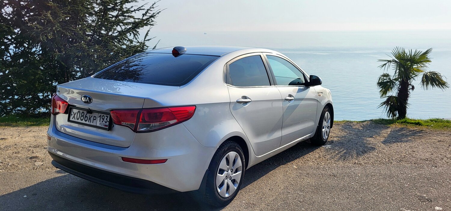 киа рио серебристая, kia rio 2015 серебристый, киа рио рестайлинг, киа рио 2015, Kia Rio III Рестайлинг