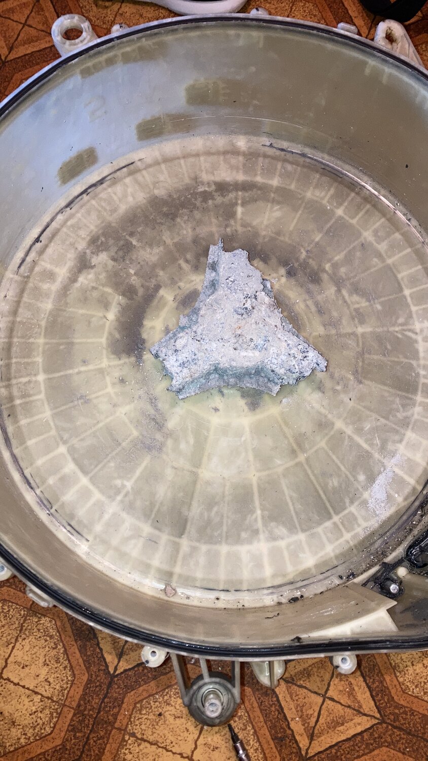 бак стиральной машины, стиральная машина, разобранная стиральная машина, стиралка, задний полубак в сборе для стиральной машины samsung dc97-10977s