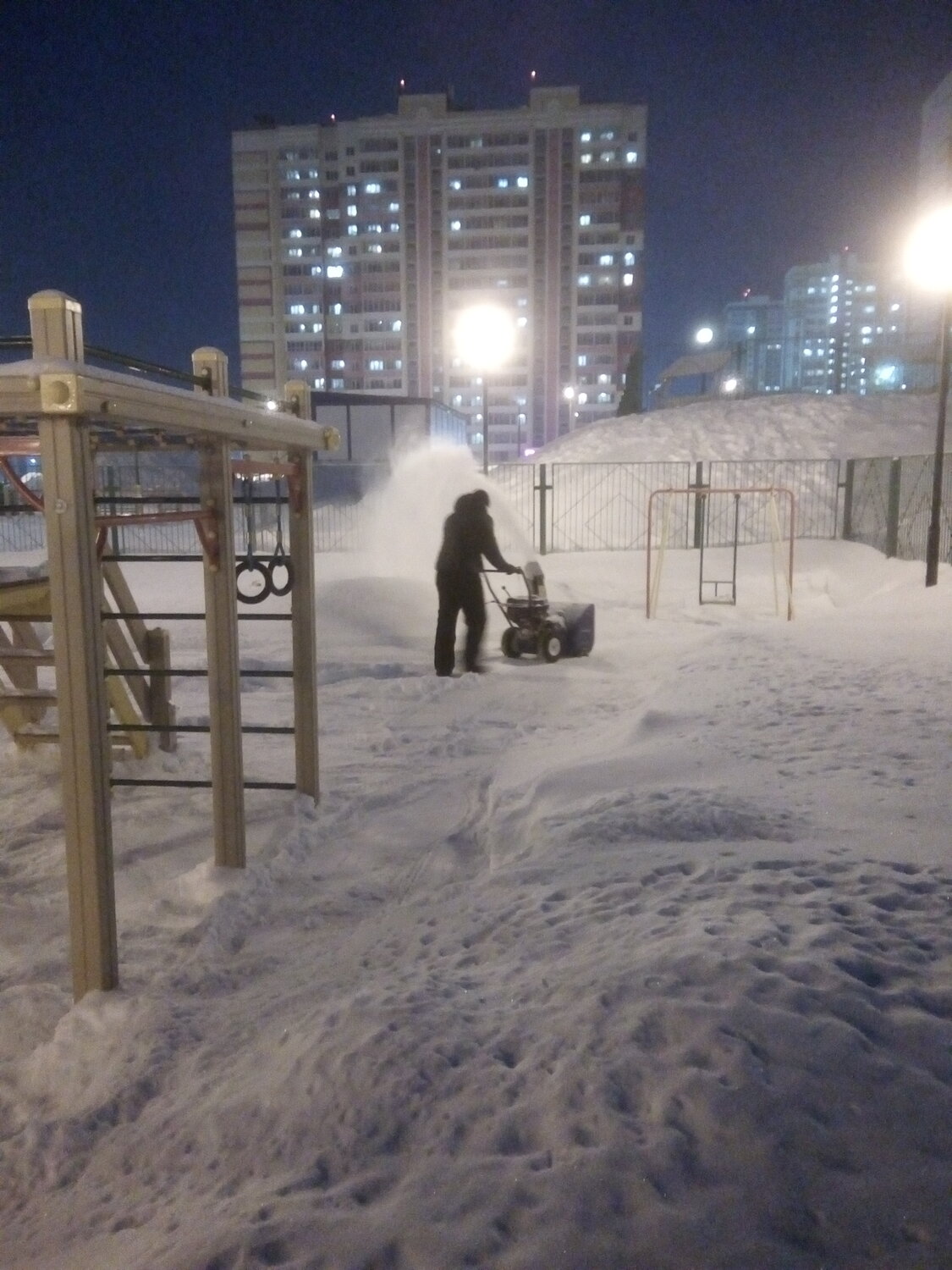 норильск пурга сугробы, норильск сугробы, норильск зима, норильск зимой, зимняя пурга миасс