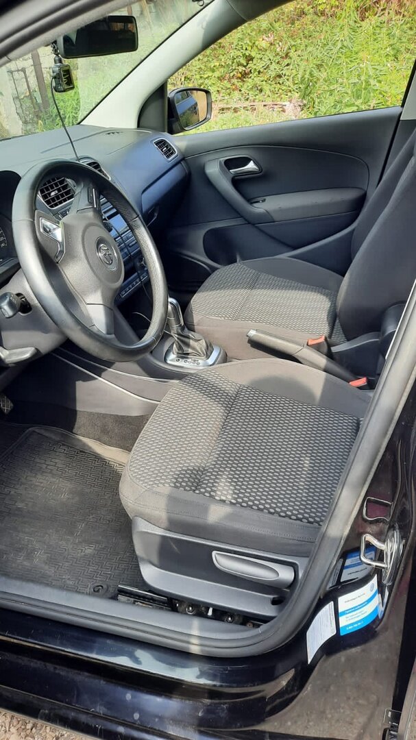 kia rio x-line салон механика, хендай солярис новый, синий хендай солярис, автомобиль хендай, Volkswagen Polo V Рестайлинг