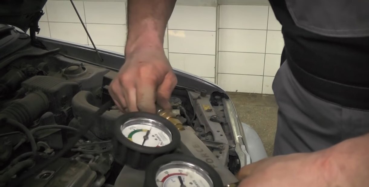 компрессия двигателя ford focus 2 1.8 л, замер компрессии, opel vectra b замер компрессии, замер компрессии в двигателе, компрессия в двигателе