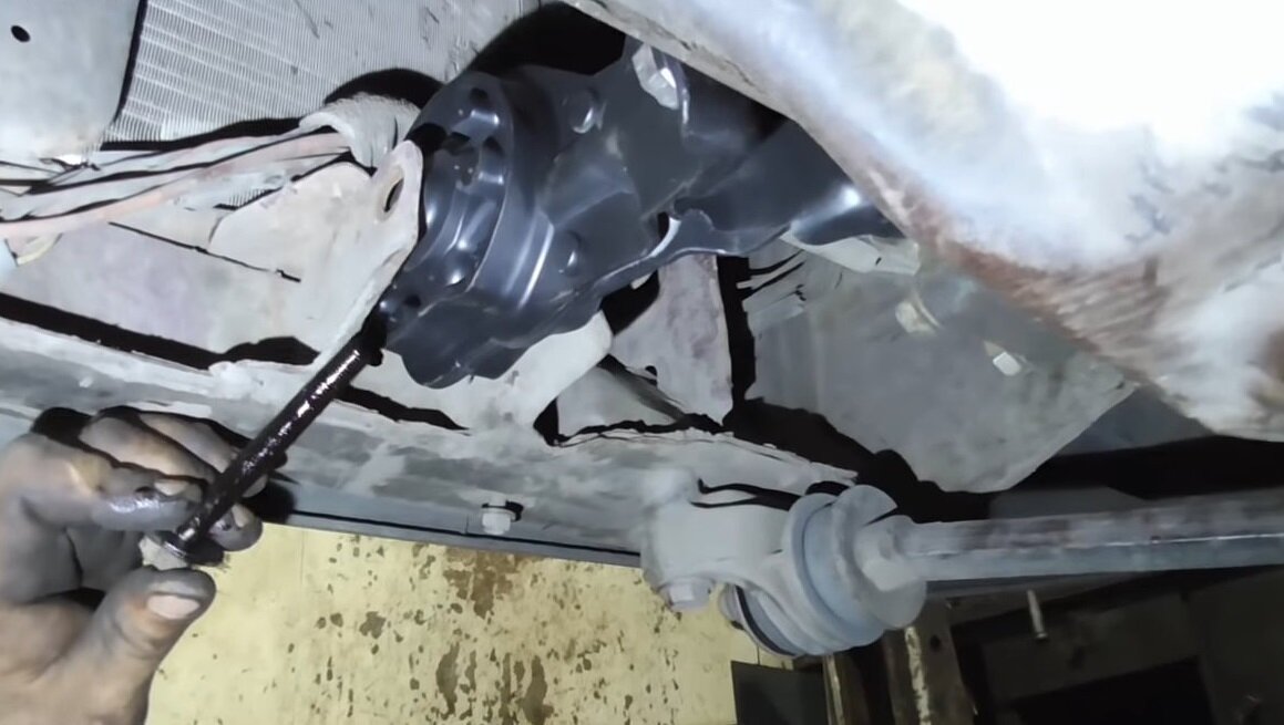 подушка двигателя ваз 2109 передняя, toyota harrier 30 кузов сливная пробка редуктора, сливная пробка раздатки tucson, toyota highlander 2011 контрольно заливная пробка переднего моста, тойота hilux 2019 заливная пробка переднего редуктора