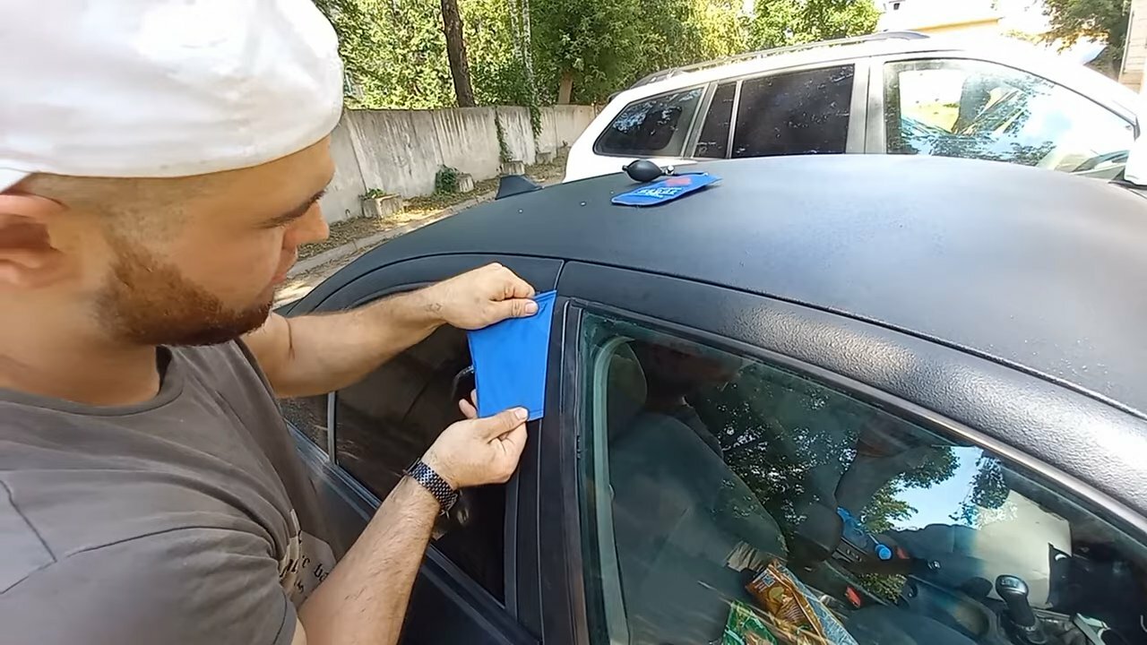 съемная тонировка, тонирование стекол, авто, тонировка автомобиля, монтаж ветровиков на автомобиль