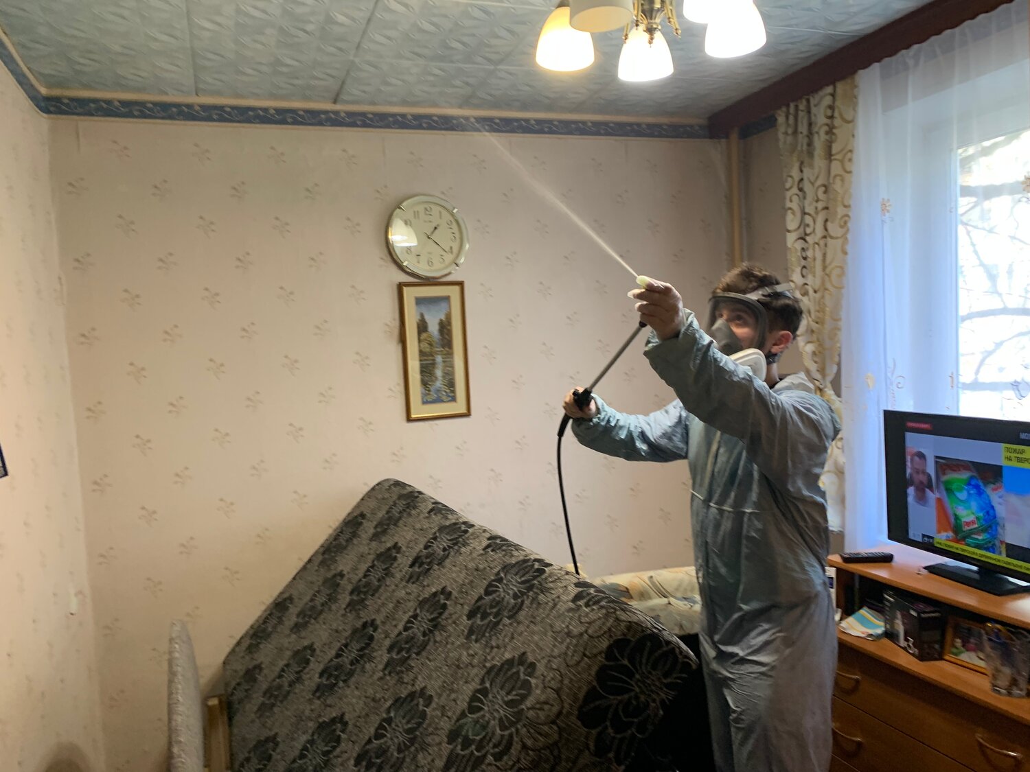безвоздушный краскопульт покраска стен и потолков, дезинсекция, краскопульт для покраски, покраска стен, малярные работы