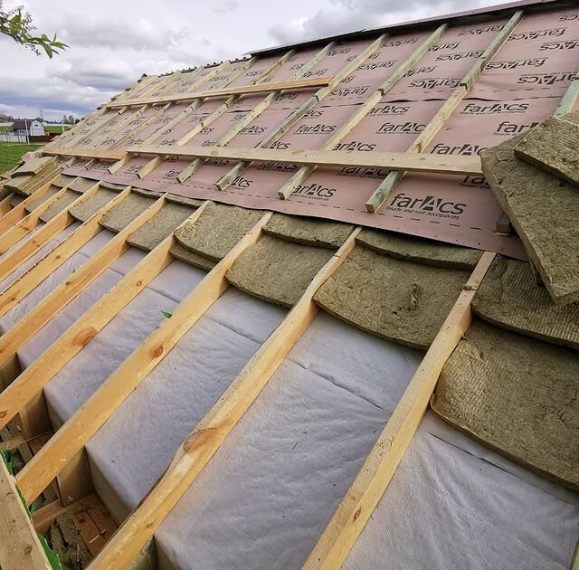 обрешетка крыши, утепление крыши, обрешетка кровли под рубероид, обрешетка кровли, ютафол гидроизоляция кровли