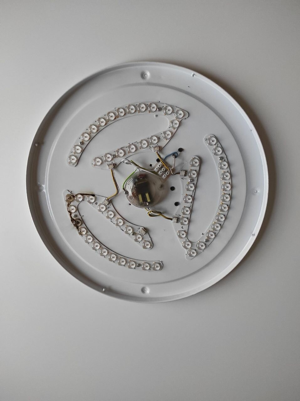 светильник светодиодный, светильник светодиодный iris, светильники светодиодные настенные, светодиодные потолочные светильники, потолочные светильники