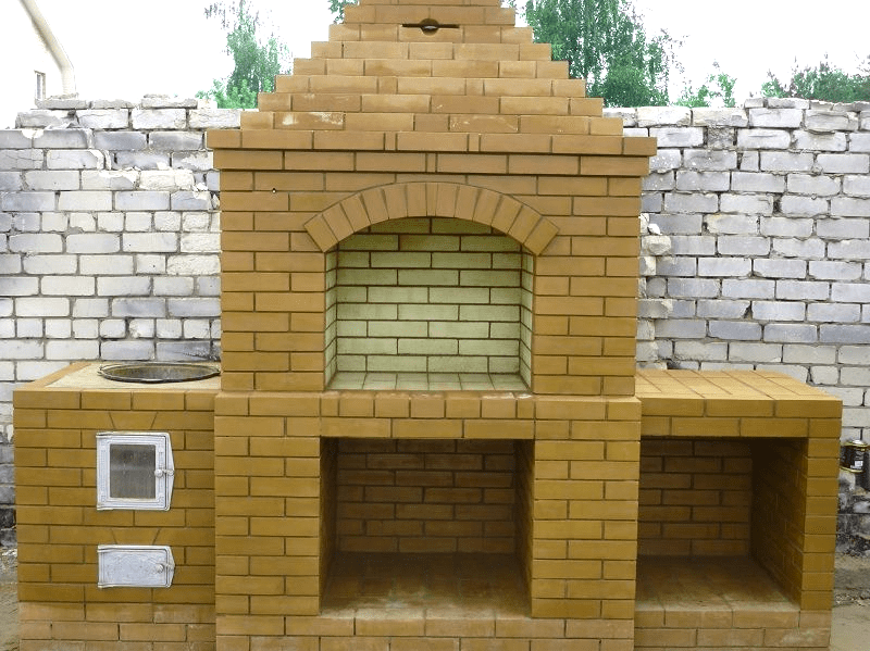 комплекс барбекю из кирпича, кладка барбекю из кирпича, печь барбекю, печь мангал из кирпича, печи камины барбекю