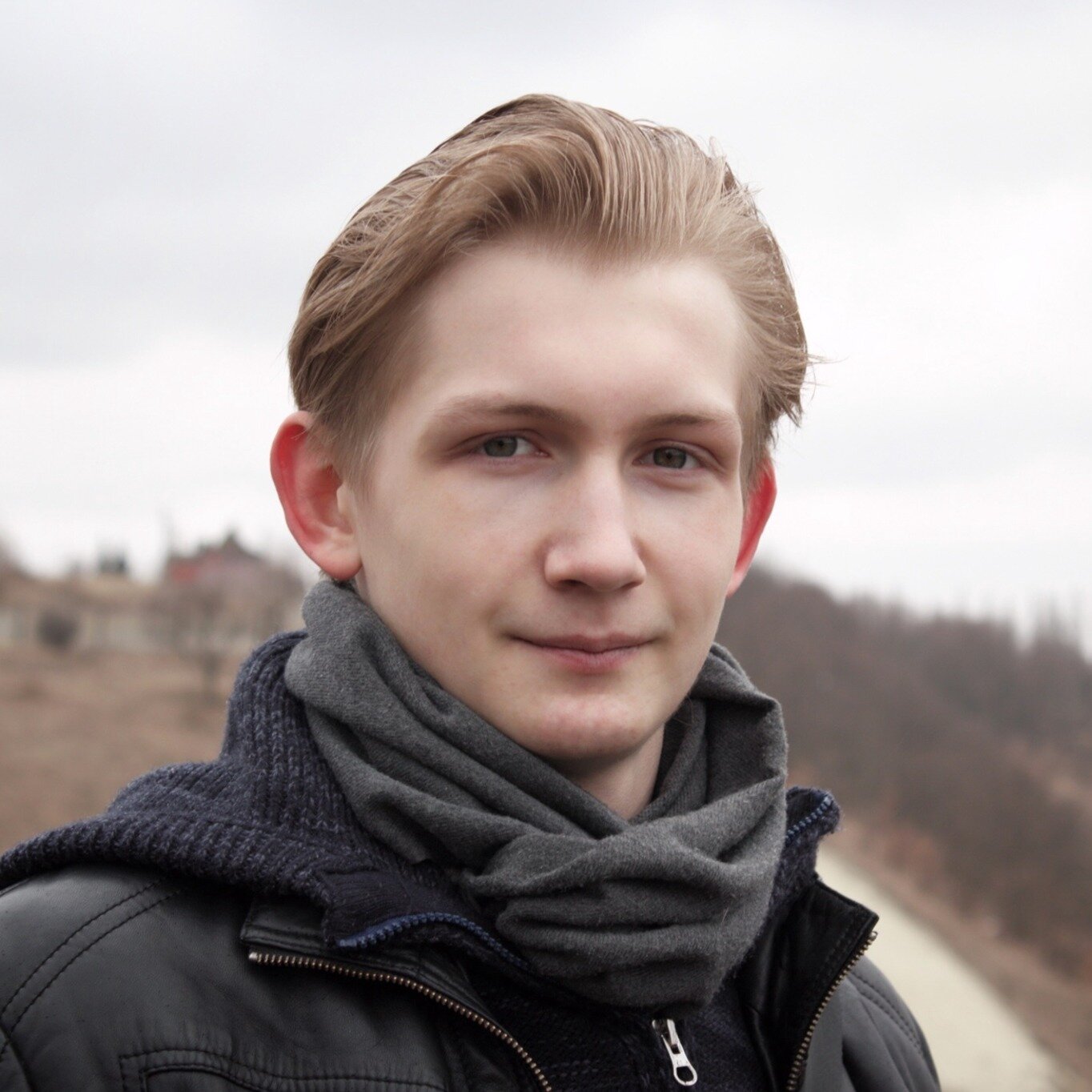 Даниил Власов