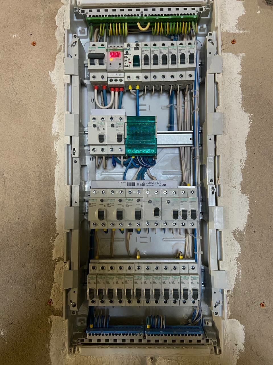 сборка электрощита, монтаж электрощита, электрощит, монтаж электрощита abb, сборка электрощита abb mistral
