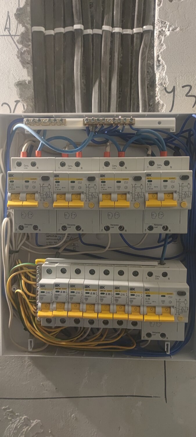 сборка электрощита, автомат в электрощитке, автомат в щитке, монтаж электрощита, электромонтажные работы