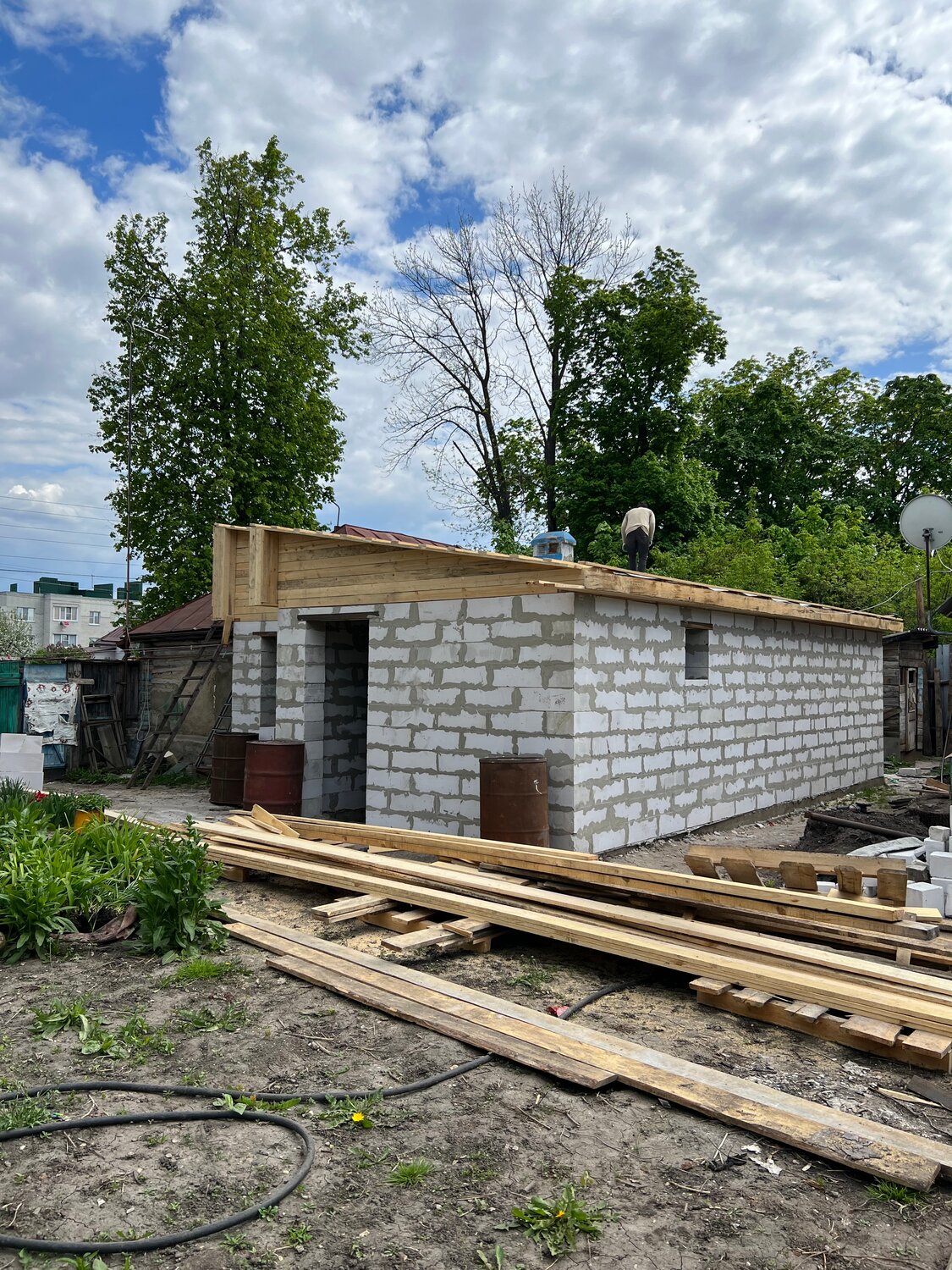 гараж из газобетона проекты, гараж из газобетона, пристроить гараж к дому из газобетона, гараж из пеноблоков, гараж из газосиликатных блоков