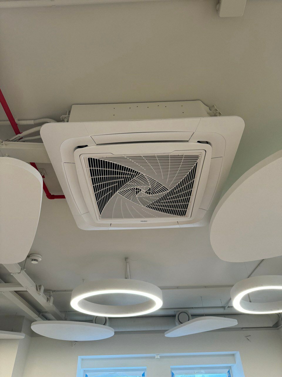 бриз кондиционер система, сплит системы кондиционирования, кондиционеры сплит системы, кассетный кондиционер, системы кондиционирования