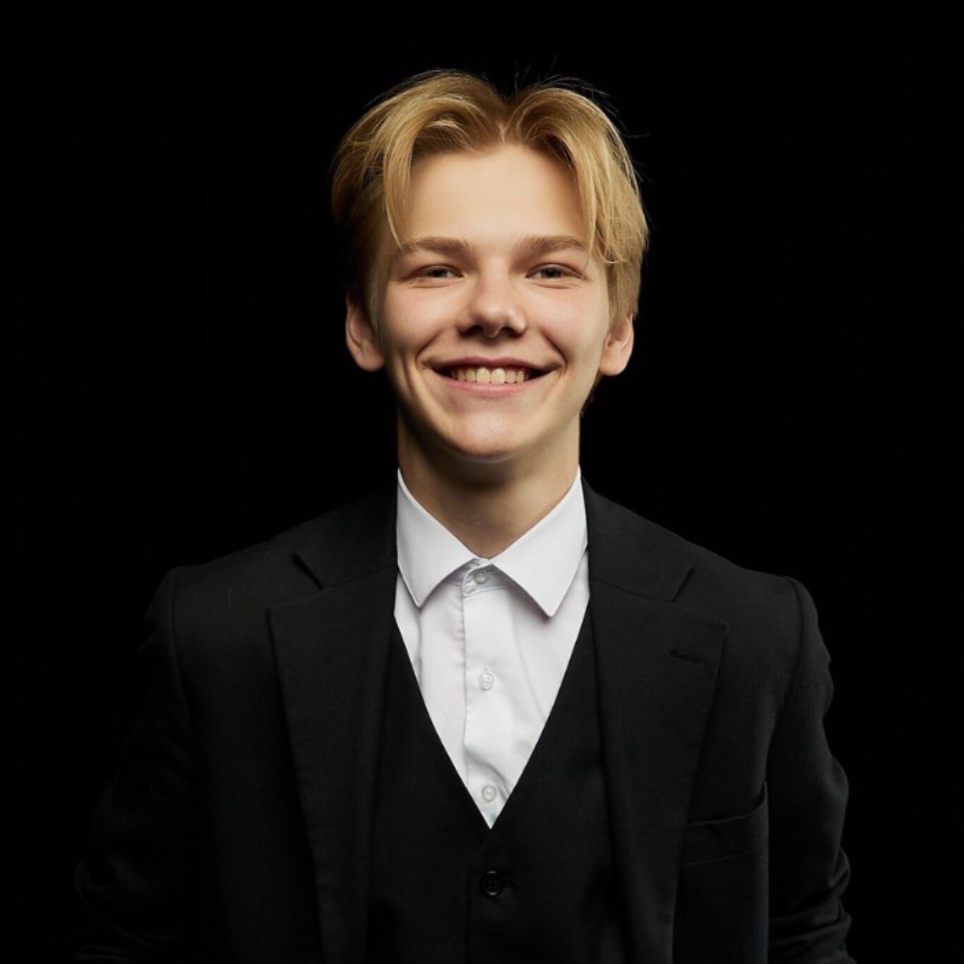 Виталий Красиков