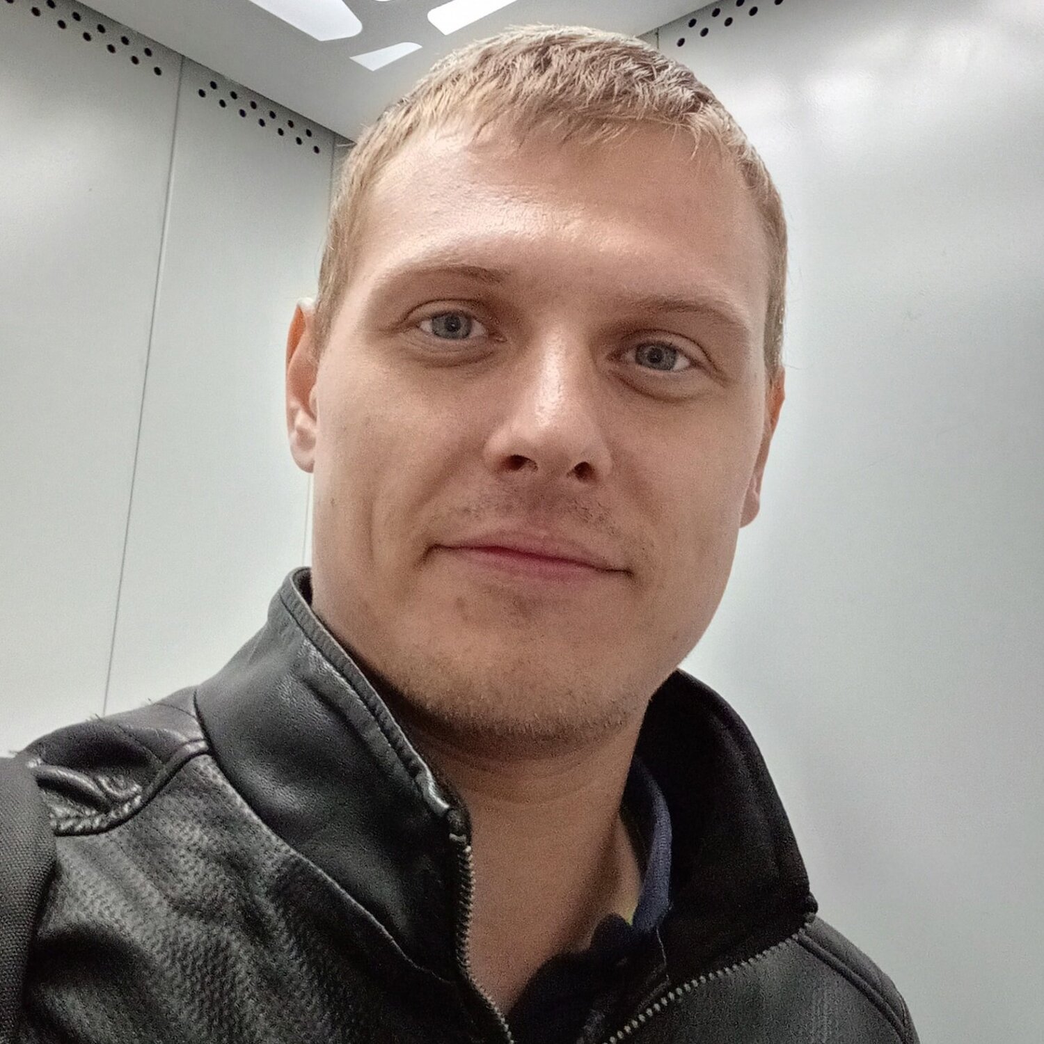 Александр Адамов