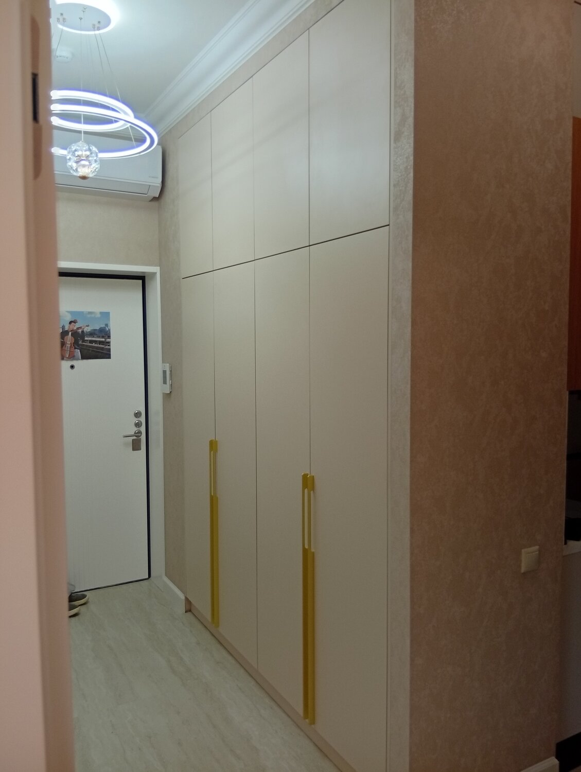 шкаф на заказ, шкаф в прихожей, шкаф, интерьер прихожей, шкаф в коридор