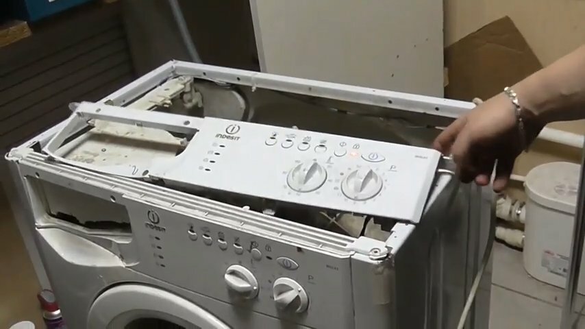 бытовая техника, стиральная машина, стиральная машинка indesit wisl 82 ошибки, техника, стиральная машина индезит wisl 105 панель управления
