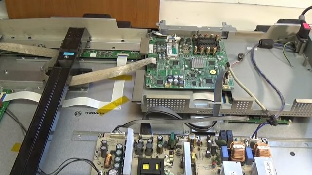 Вызвать ремонтника по телевизору