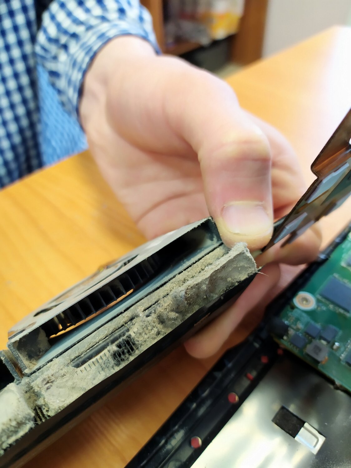 полная разборка ноутбука toshiba satellite серии p200, ремонт, разбор ноутбука asus k70af-ty015k, восстановление, asus k52 дисковод
