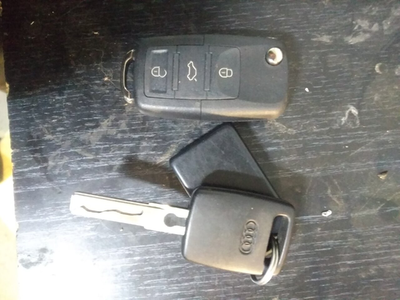 выкидной ключ для автомобиля тойота, выкидной ключ, mercedes 90-х выкидной ключ, выкидной ключ фольксваген шаран, выкидной ключ mitsubishi
