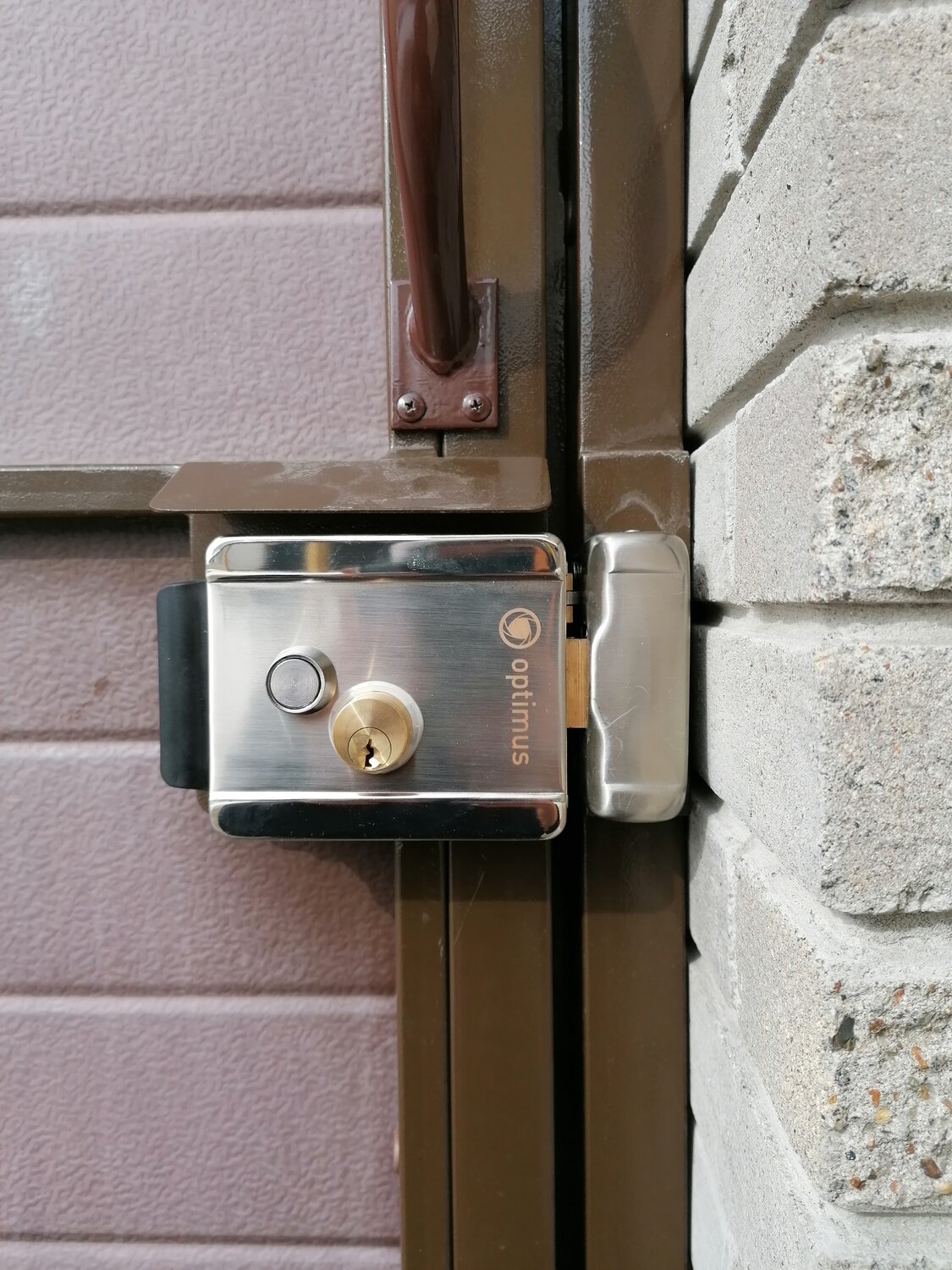 Дистанционное управление замком