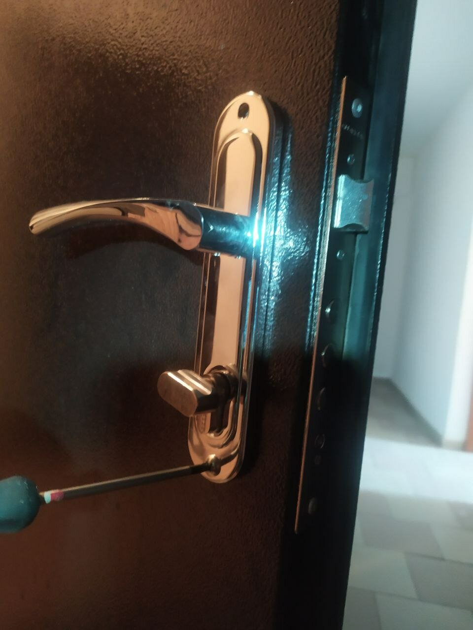 Ремонт замков сейфовых дверей - 84 фото