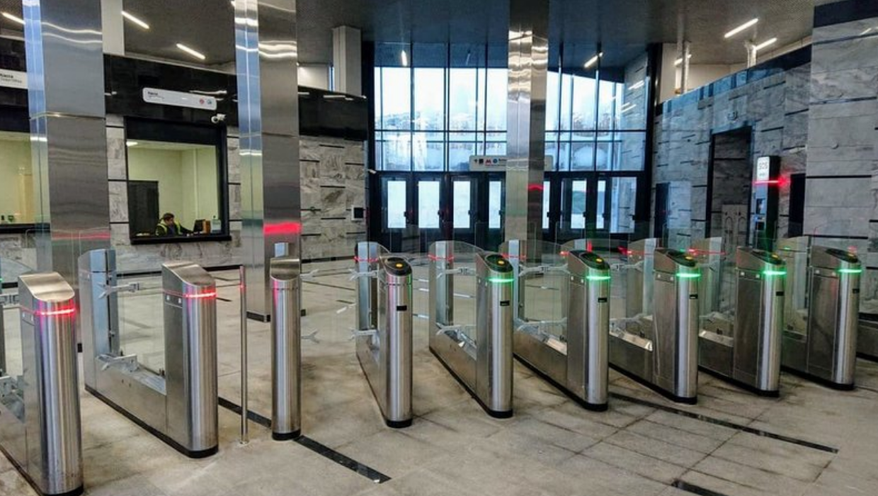 станция волоколамская мцд турникеты, петровский парк станция метро турникеты, московский метрополитен турникеты, турникет, московское метро турникеты 2020