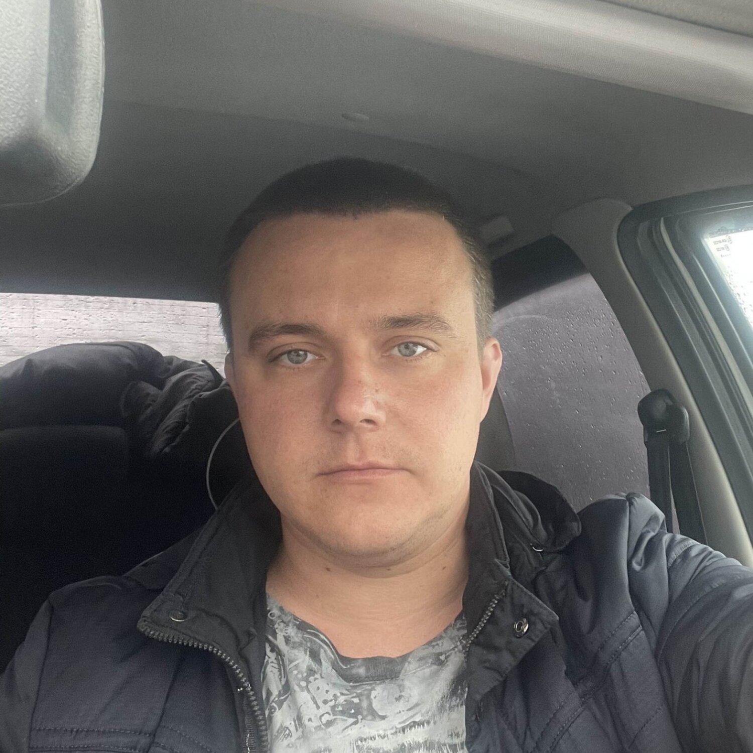 Женщинам