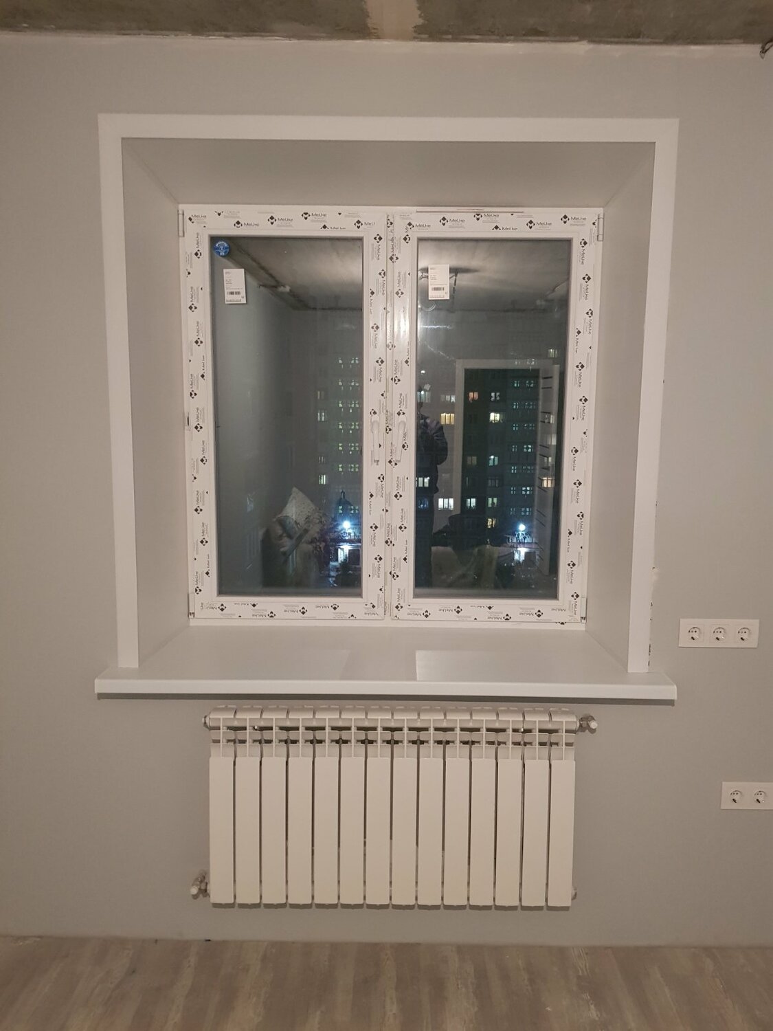 пластиковое окно, окна, пластиковые окна в панельном доме, выход на балкон пластиковый, установленное окно 1300х1400