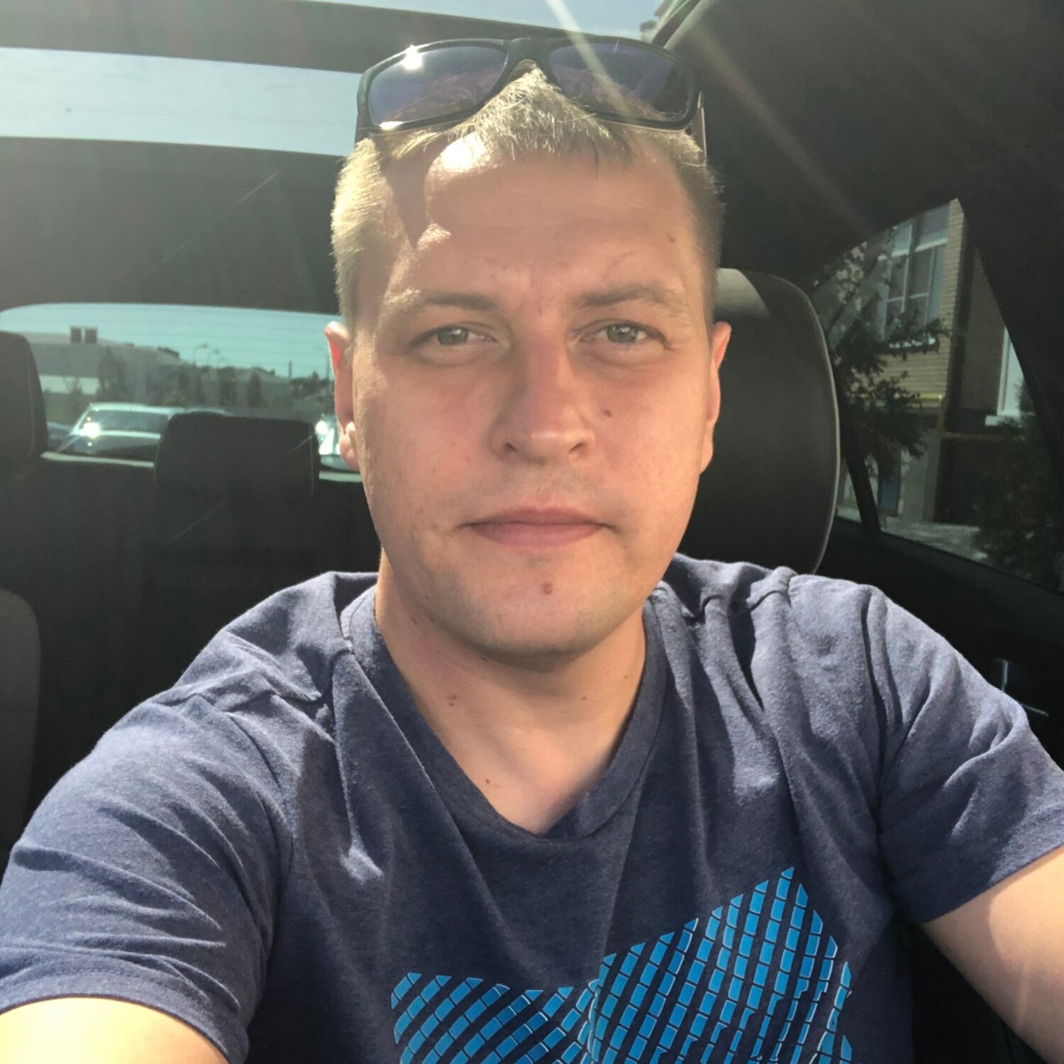 Эдуард Ушаков