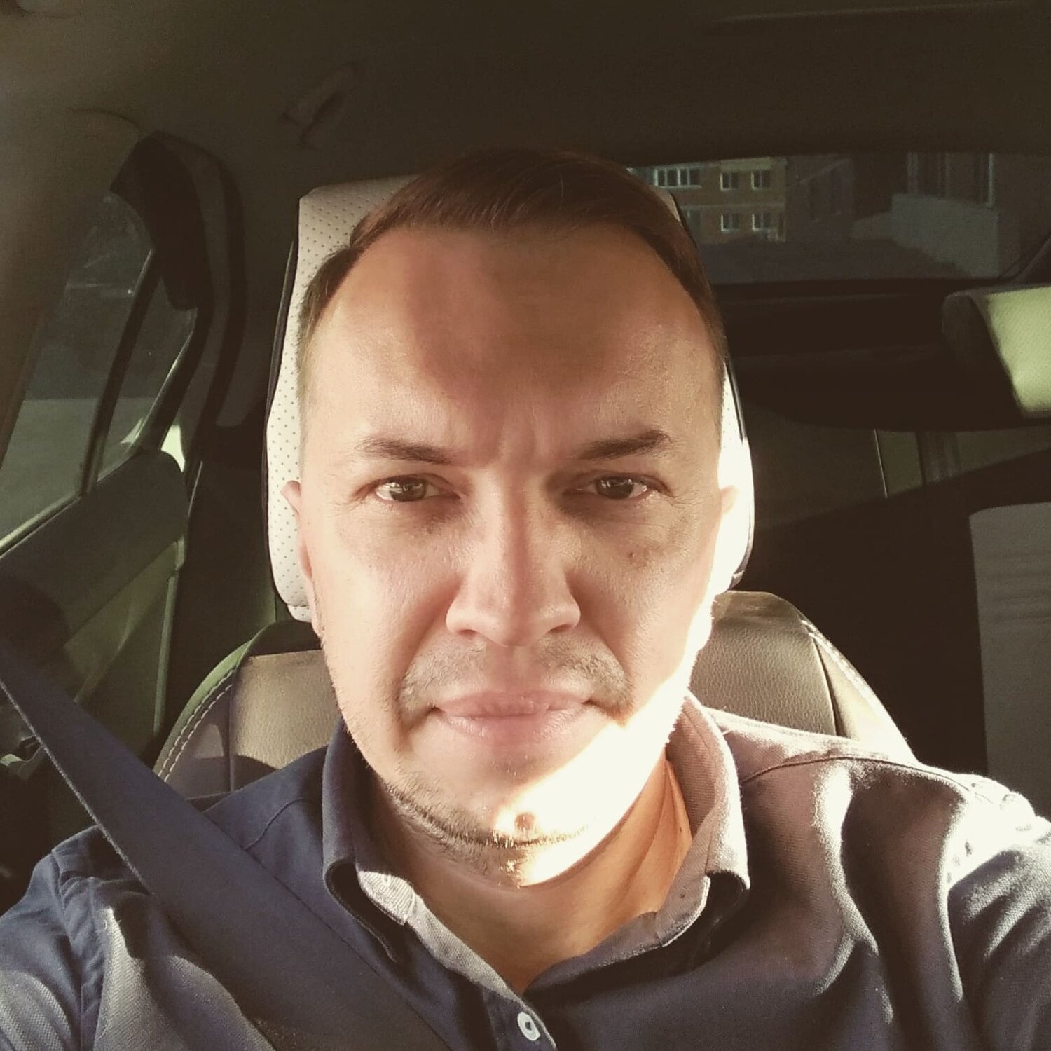 Денис Овчинников