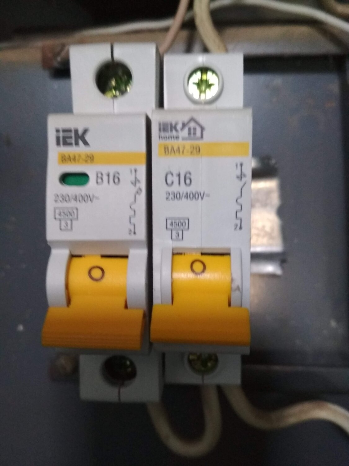 выключатель автомат iek 63с ва 47-63, автоматический выключатель iek, автомат iek c25, схема подключения автомата iek ba47-29, дифференциальный автомат 380 вольт