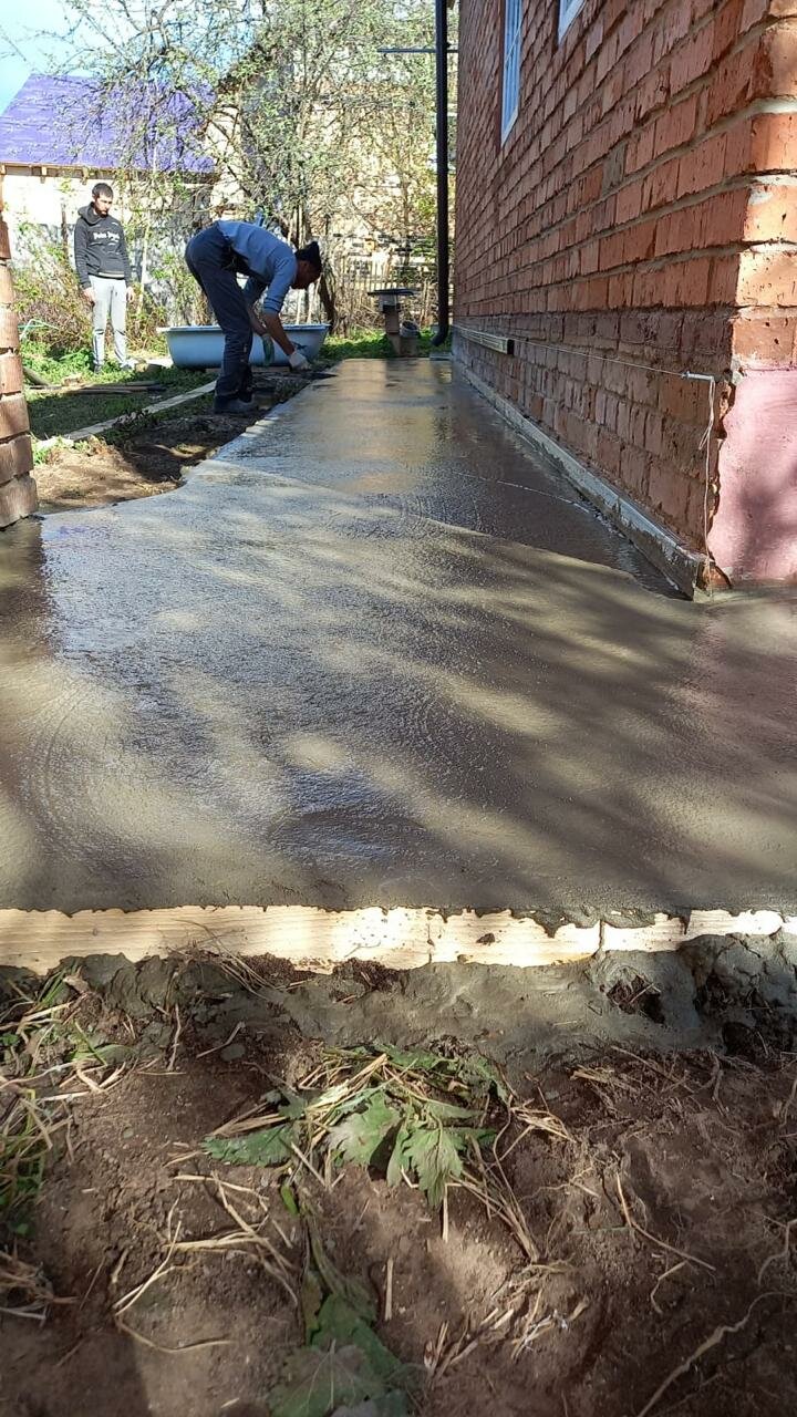 восстановление отмостки, отмостка, отмостка дома, реконструкция отмостки, заливка отмостки
