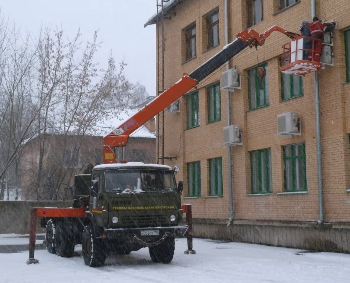 буровая машина убм 85-17, манипулятор на базе камаза, манипулятор камаз 4310 unic, кран манипулятор на базе камаз, урал манипулятор