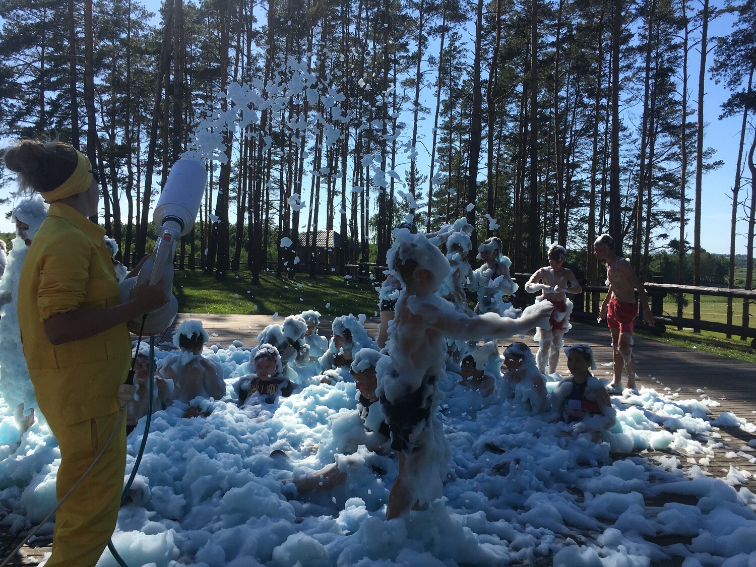 зима, человек, праздник, зимние леса, пенная вечеринка в парке