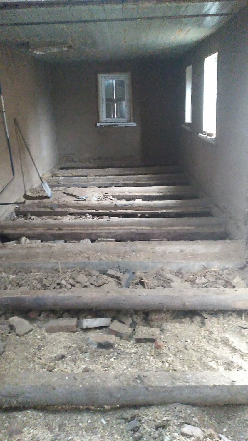 перекрытия в доме, полы в сталинке с деревянными перекрытиями, вскрытие полов в старом фонде, ремонт пола, старый фонд
