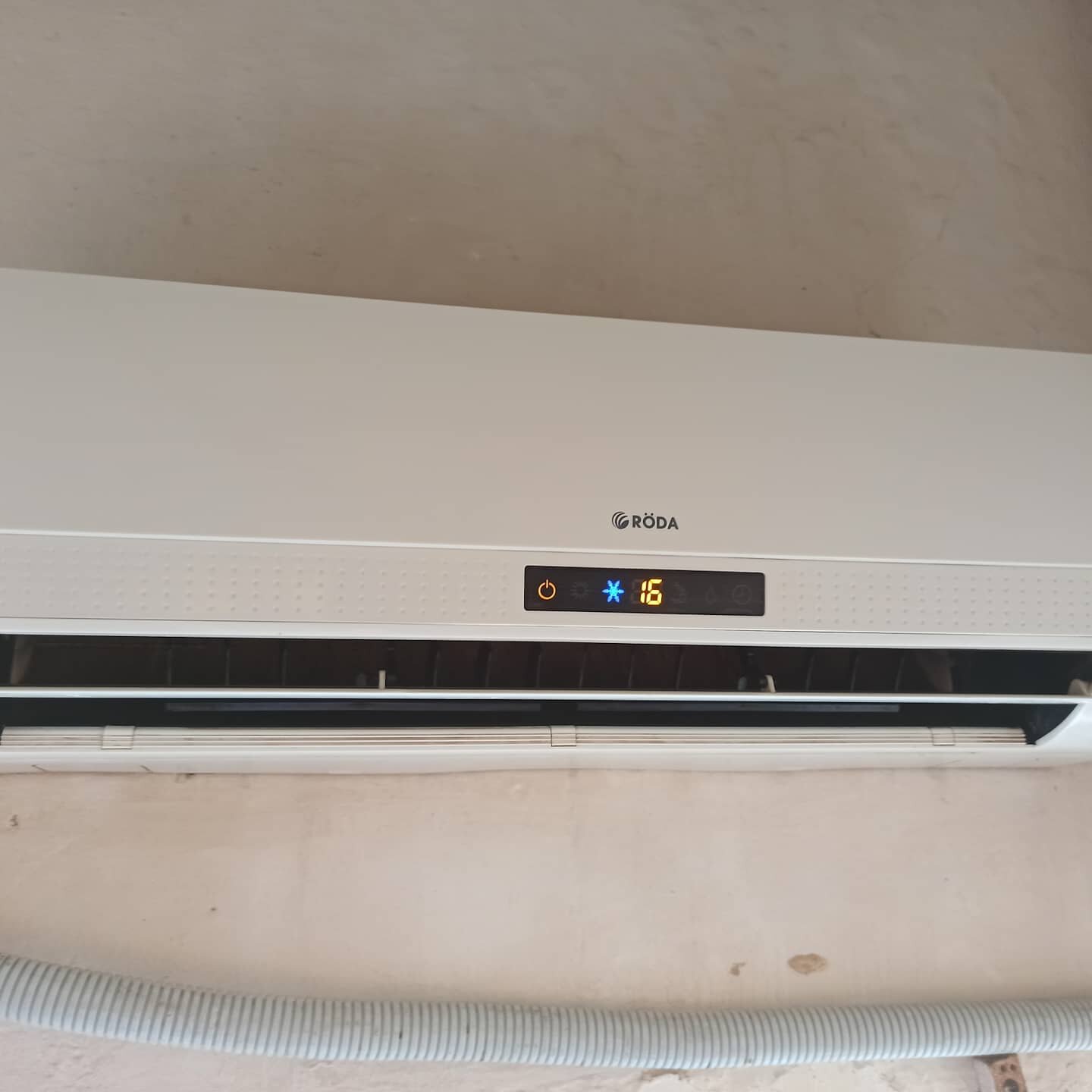 кондиционер, кондиционеры сплит системы, сплит системы, electrolux eacs/i-12 hm/n3, electrolux eacs-07 hc n3