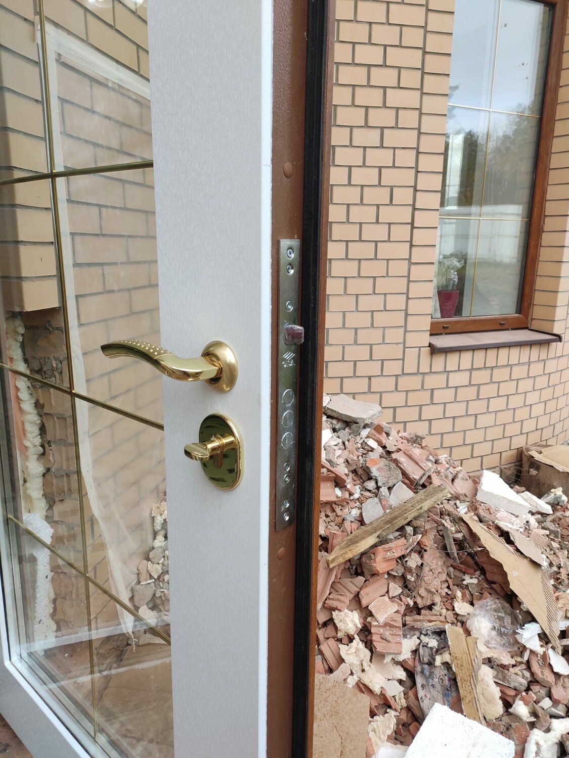 металлические двери, дверной замок, входные двери, дверь, замок входной двери