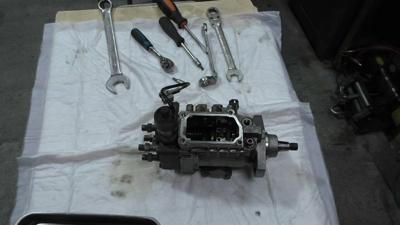 тнвд nissan patrol y60 клапан, насос тнвд, ремонт тнвд, тнвд qd32, позиционер тнвд qd32eti