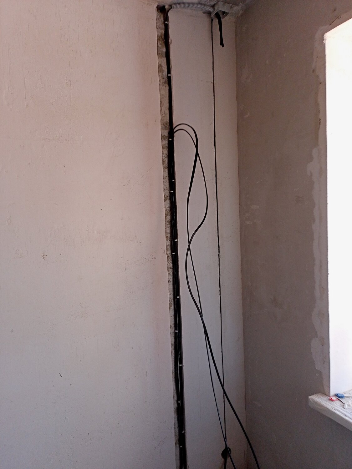 проводка в панельном доме, электрика в панельном доме, электропроводка в квартире, сменить проводку в квартире, монтаж электропроводки