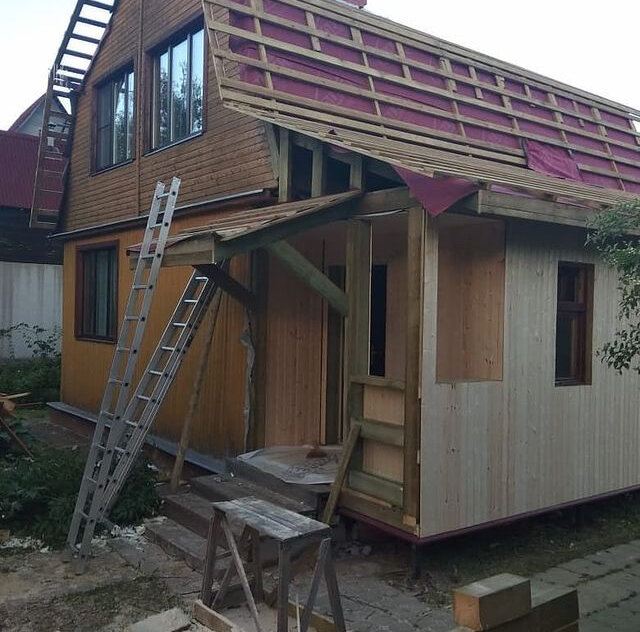 пристройка к вагончику на даче, дачный домик, реконструкция дачного дома, дачный дом, дом дача