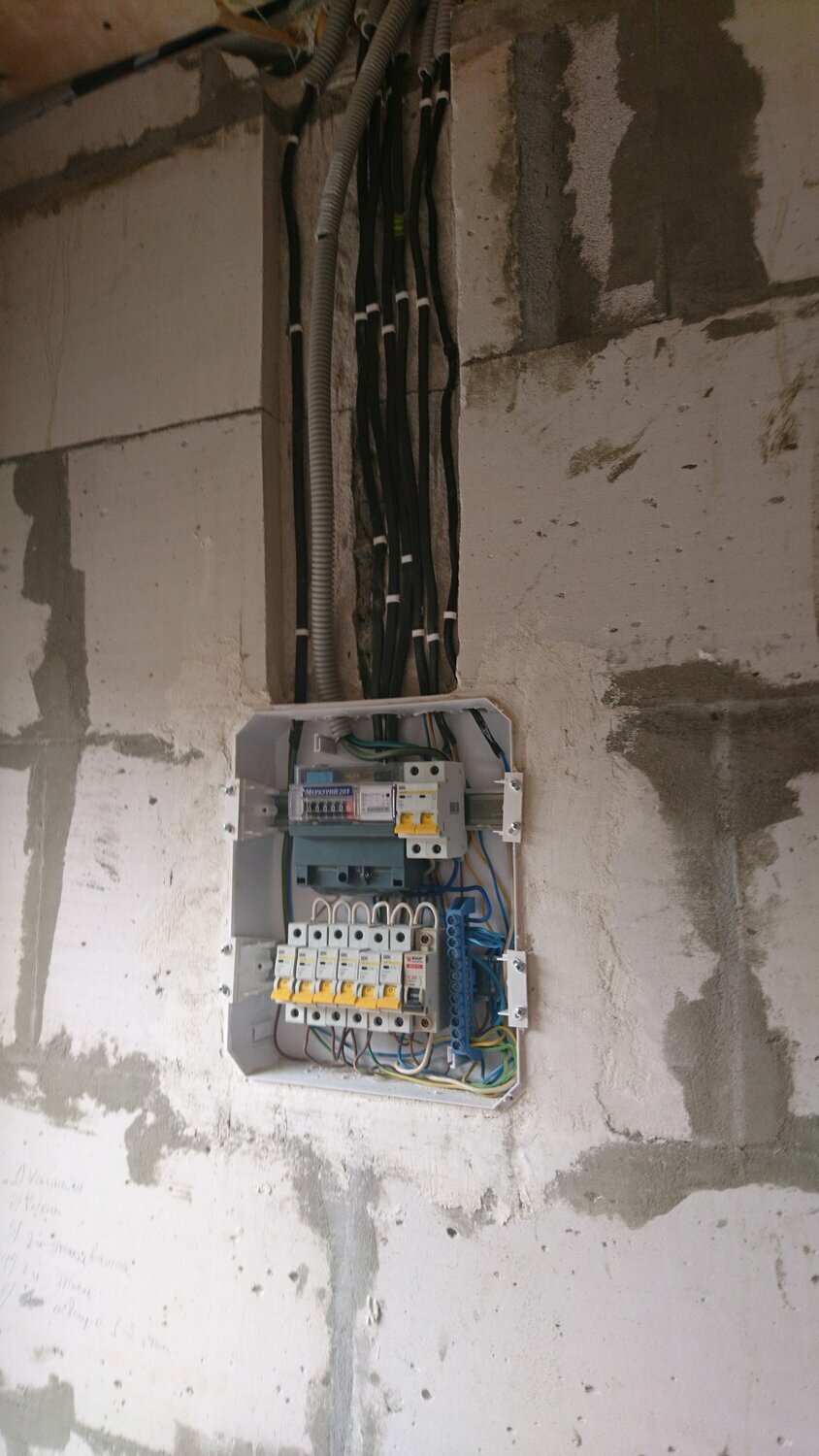 монтаж электропроводки в квартире, монтаж электропроводки, электромонтажные работы, монтаж электрики в квартире, электрика в частном доме