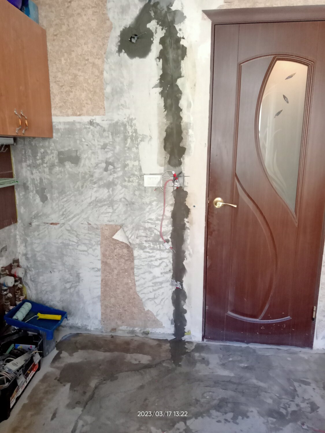 проводка в панельном доме, квартиры, штробы под электропроводку в панельном доме, электрика в квартире, проем