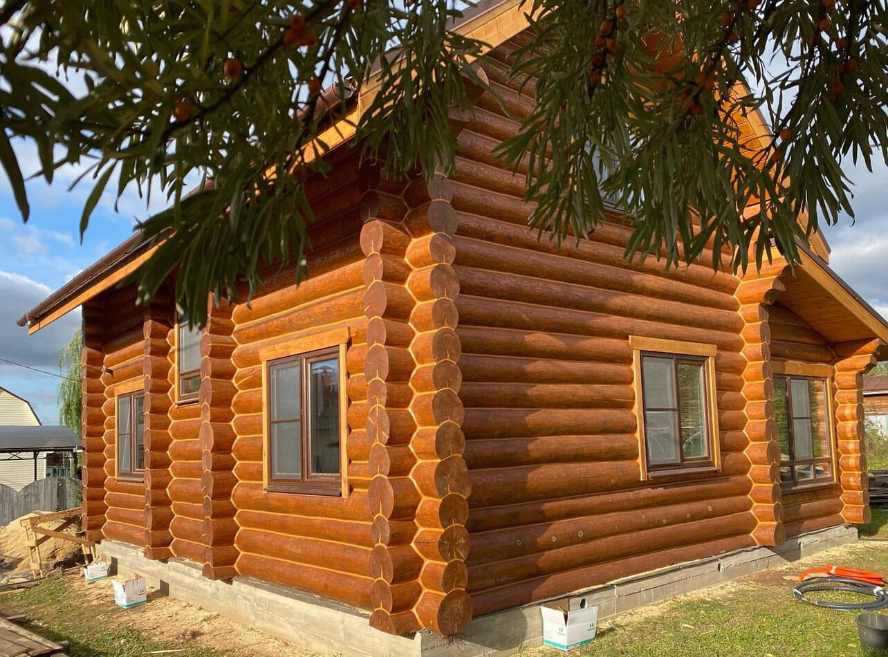 сруб дома, сруб дома из бревна, дом из сруба, дом из оцилиндрованного бревна, дом из бревна