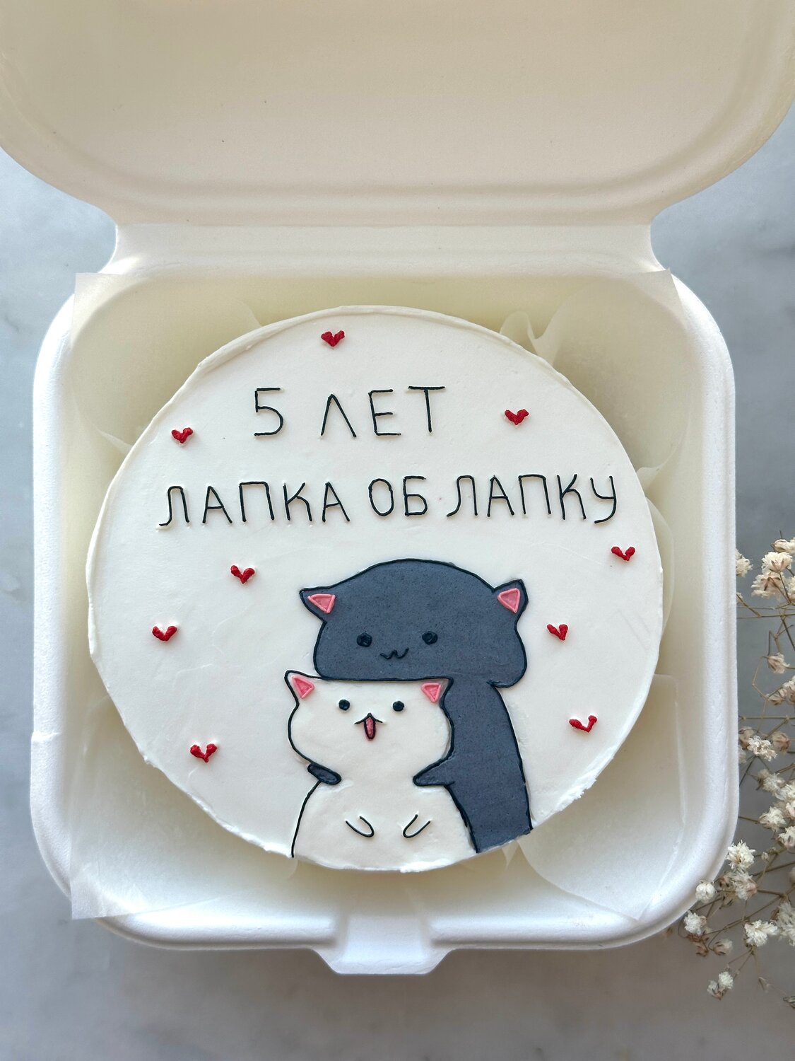 бенто торт лапка об лапку, бенто торт любимому котику, бенто торт с лапками, бенто торт с котиками, бенто торт коты