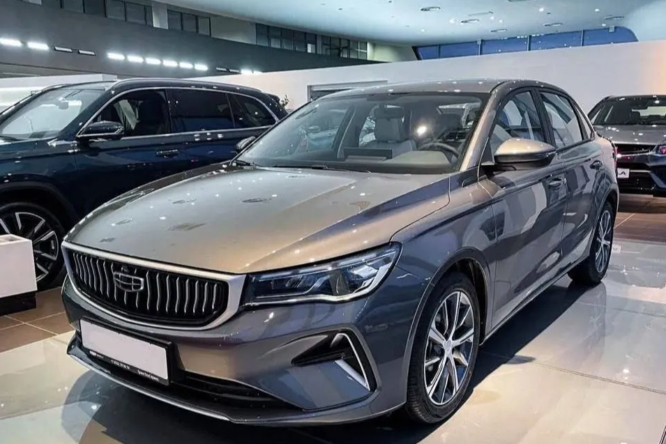 новый geely, geely emgrand 2023, новый geely emgrand, эмгранд 2023, BMW 2er