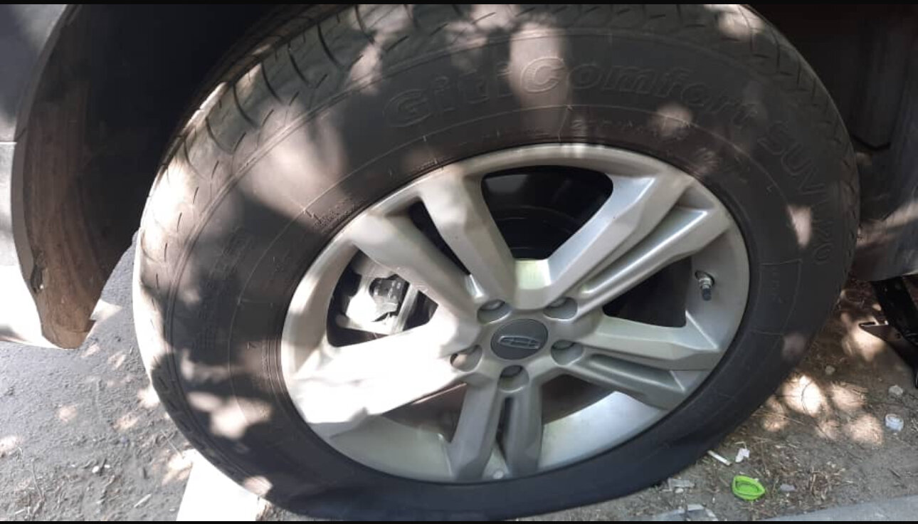 форд эскейп 2001, ford escape 1, форд эскейп, диски дискавери 3 r18, ford escape 1/43
