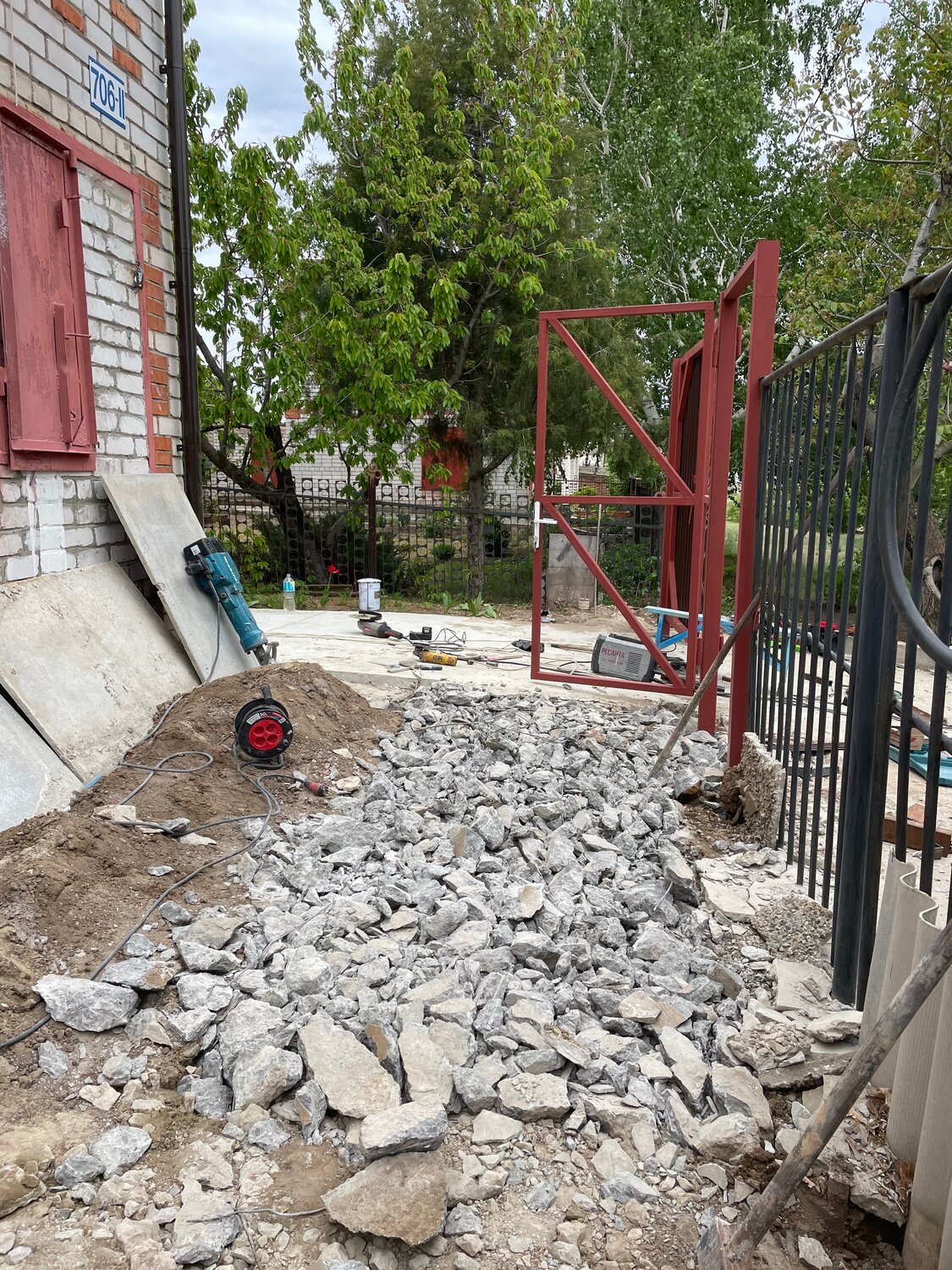 дорога в, бой бетона, демонтаж бетона, дорога строительство, строительства