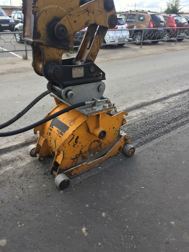 дорожная фреза jcb, техника, вибротрамбовка для jcb 4cx, спецтехника, катерпиллер погрузчик коробка передач